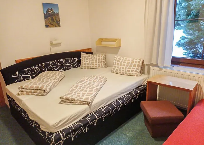 شقة Compact Mountain Base By Interhome