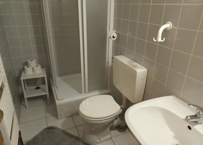 شقة Compact Mountain Base By Interhome